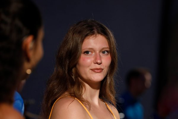 Artemisia_Wirth_farbig_Foto_Sylvia_Jassmann